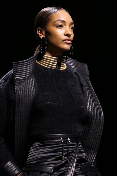 Look 95